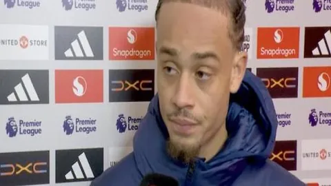 “曼城签下19岁巴西中卫雷斯，转会费3500万欧并享后续分成红利”